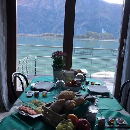 Adeline Bed & Breakfast 3*